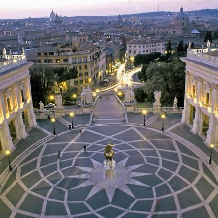 Interno 1 Ciampino Roma Luxury Apartment Con Balcone Екстериор снимка