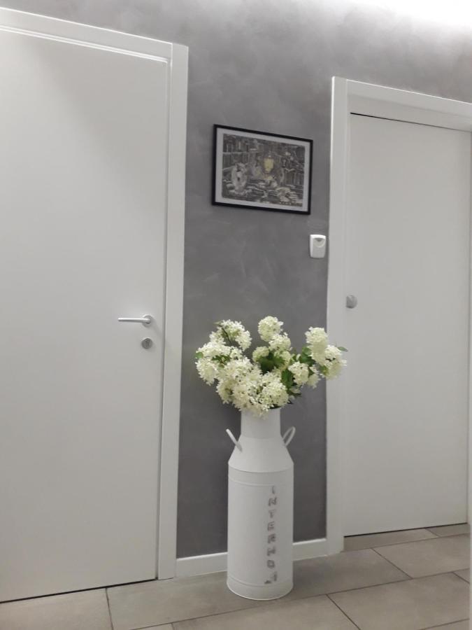 Interno 1 Ciampino Roma Luxury Apartment Con Balcone Екстериор снимка