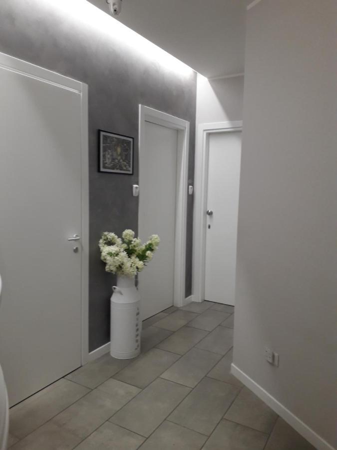 Interno 1 Ciampino Roma Luxury Apartment Con Balcone Екстериор снимка