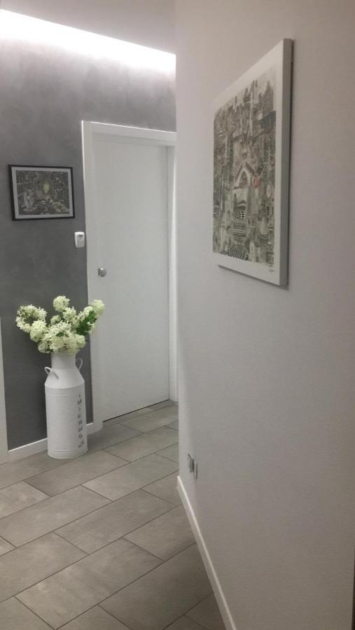 Interno 1 Ciampino Roma Luxury Apartment Con Balcone Екстериор снимка